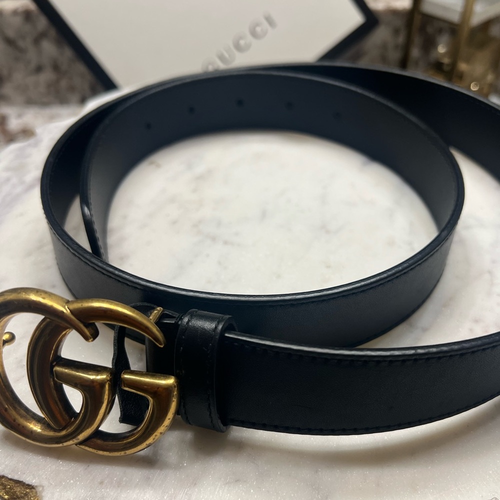 GUCCI LEATHER BELT WITH DOUBLE G BUCKLE